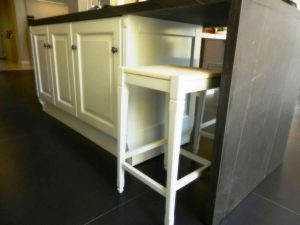 cocina baltimora exposicion taburetes